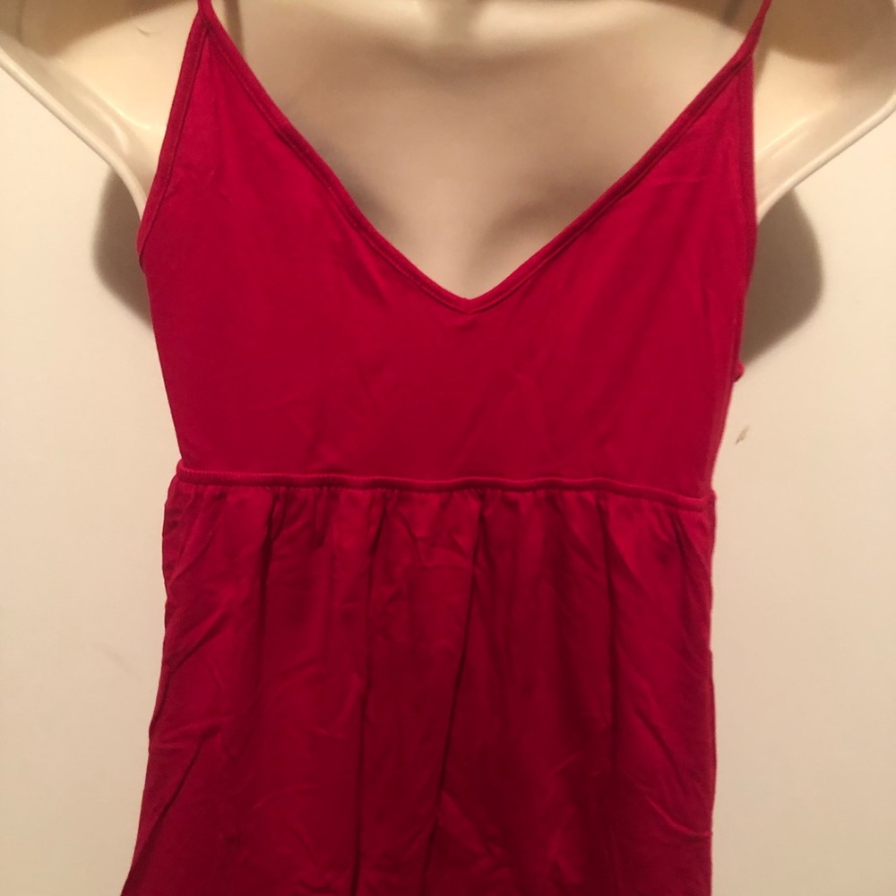 Express red top - Picture 2 of 2